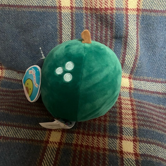 Austin Avocado Squishmallow 5” NWT - Picture 2 of 3